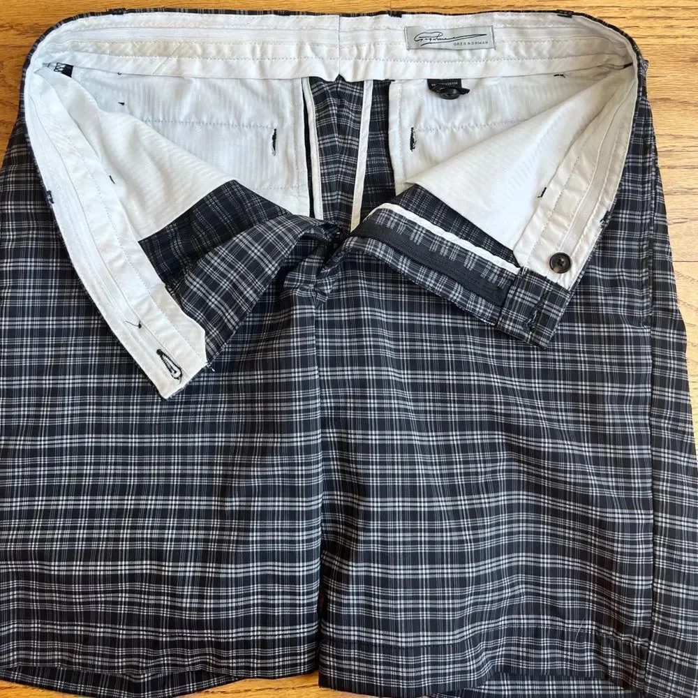 Greg Norman Shark Black White Plaid Golf Flat Front Golf Shorts Size 32